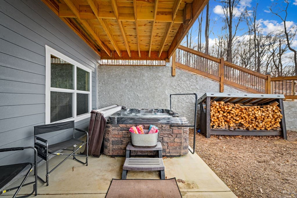 1016 Twisted Oak Road, Talking Rock GA 30175 - Photo