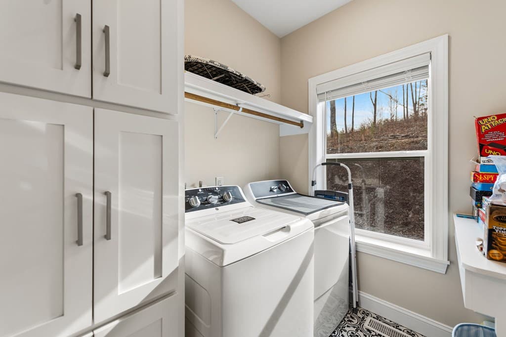 1016 Twisted Oak Road, Talking Rock GA 30175 - Photo