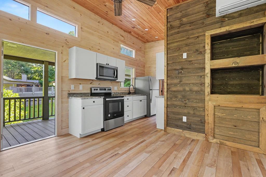 1105 Henson Road, Hiawassee GA 30546 - Photo