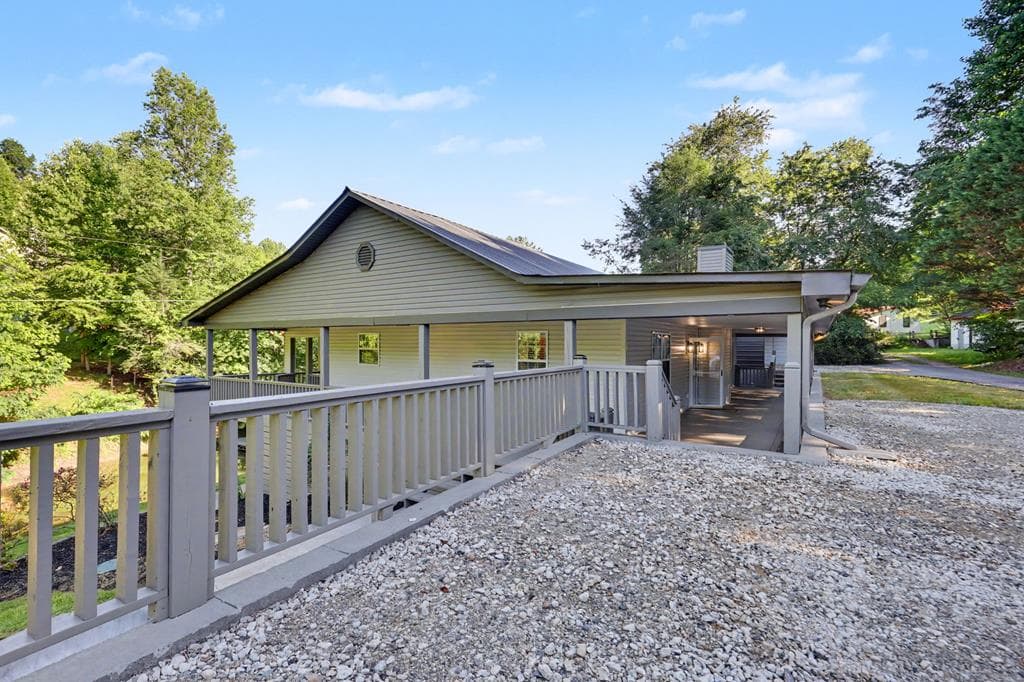 1105 Henson Road, Hiawassee GA 30546 - Photo
