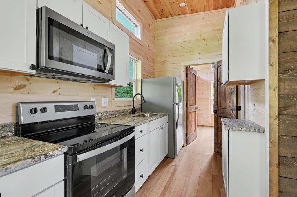1105 Henson Road, Hiawassee GA 30546 - Photo