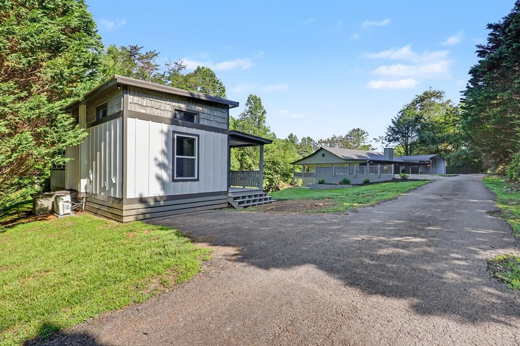 1105 Henson Road, Hiawassee GA 30546 - Photo