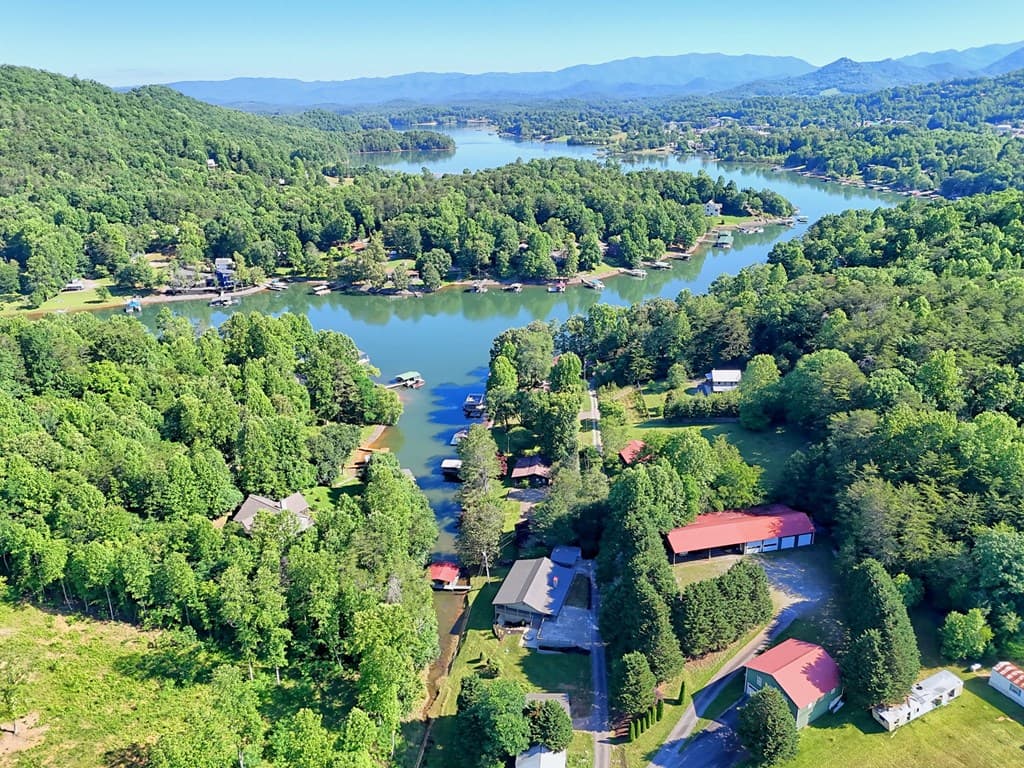 1105 Henson Road, Hiawassee GA 30546 - Photo