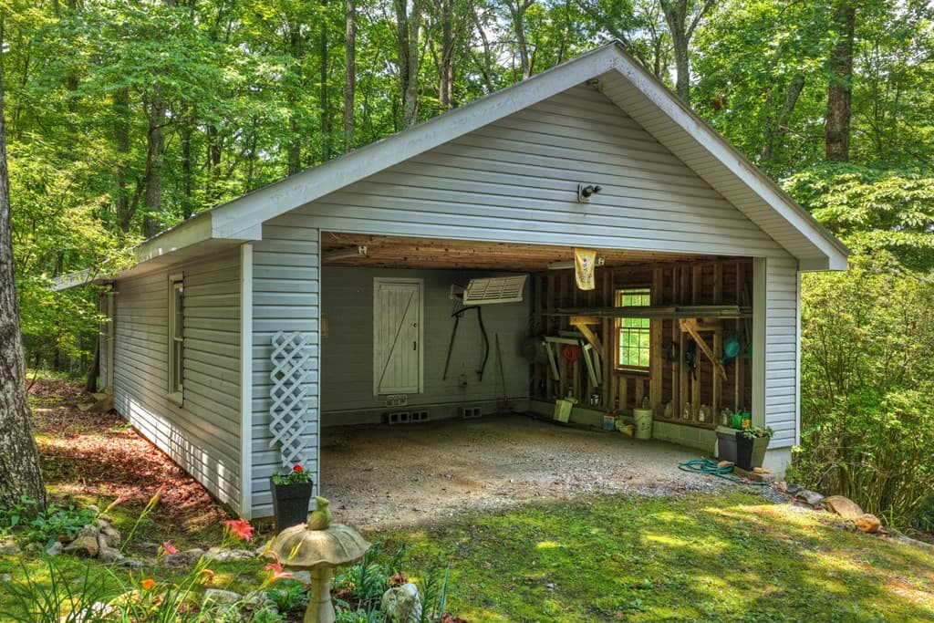 221 Shade Tree Lane, Mineral Bluff GA 30559 - Photo