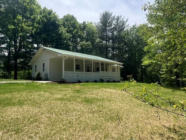1616 Abe Cove Road, Hiawassee GA 30546 - Primary photo