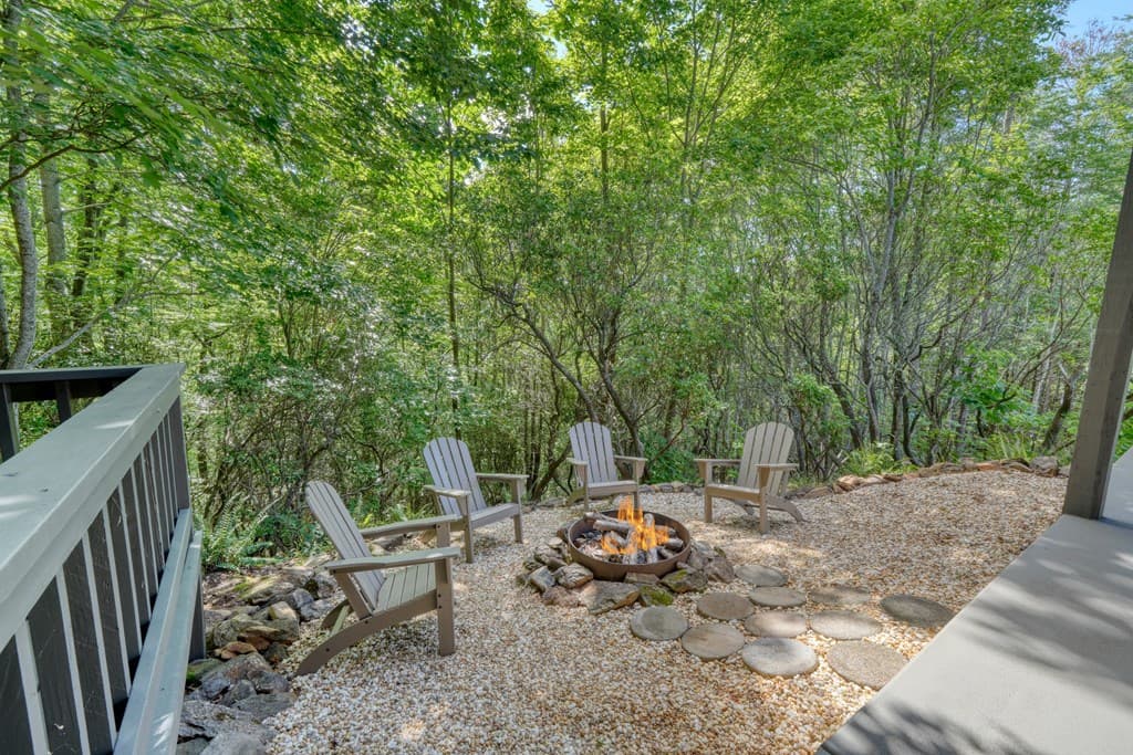 237 Flat Rock Ridge Road, Blairsville GA 30512 - Photo