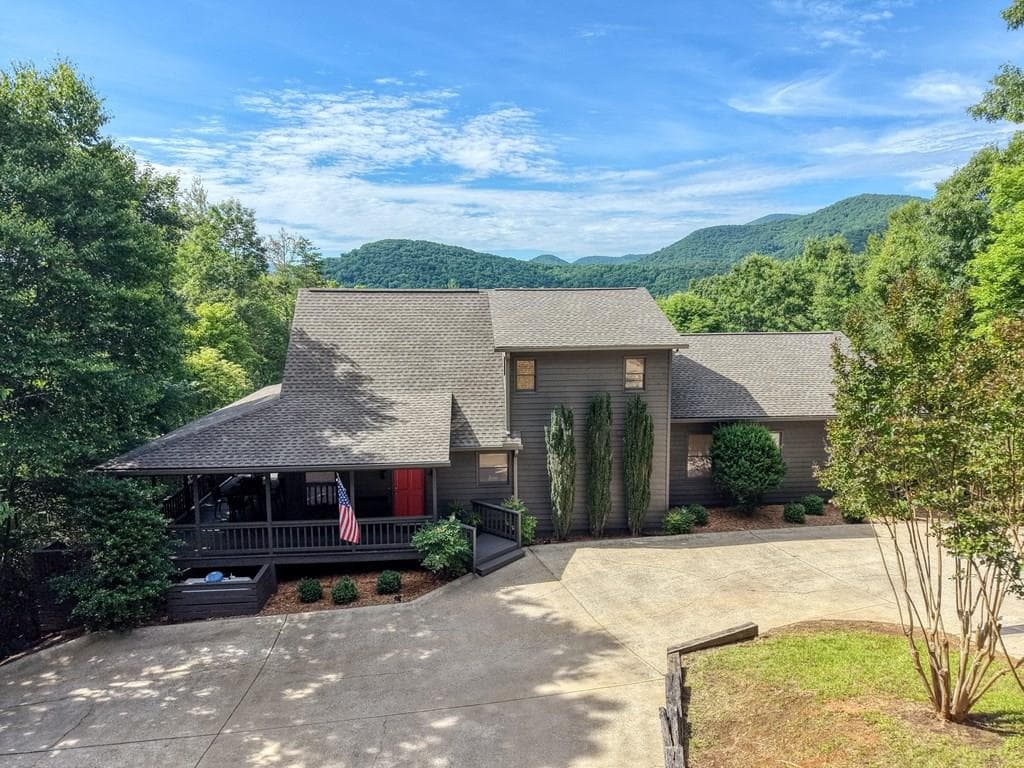 237 Flat Rock Ridge Road, Blairsville GA 30512 - Primary photo