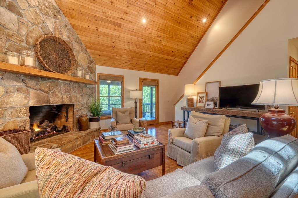 237 Flat Rock Ridge Road, Blairsville GA 30512 - Photo