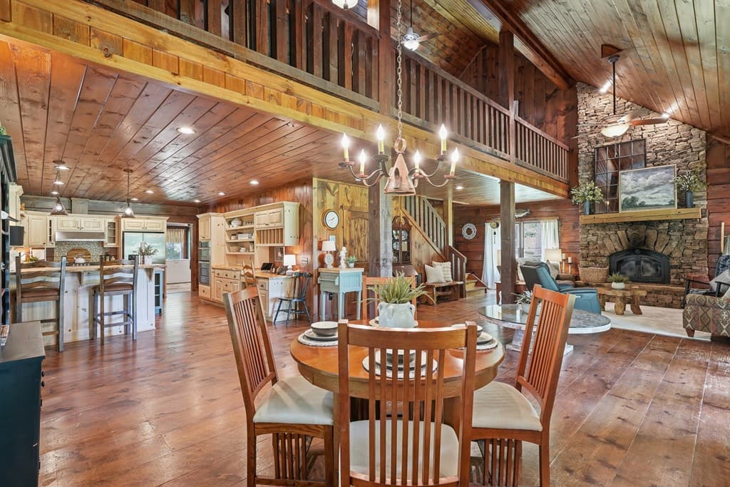 965 Bell Road, Mineral Bluff GA 30559 - Photo