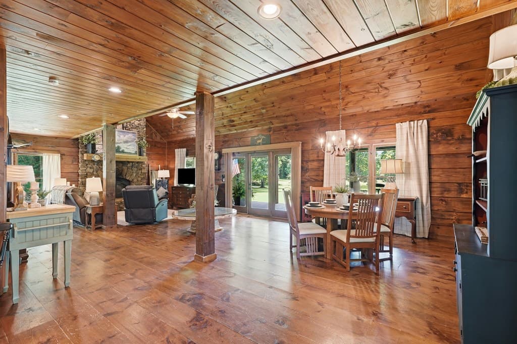 965 Bell Road, Mineral Bluff GA 30559 - Photo