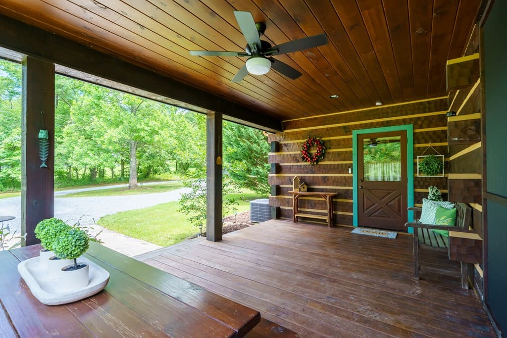 965 Bell Road, Mineral Bluff GA 30559 - Photo