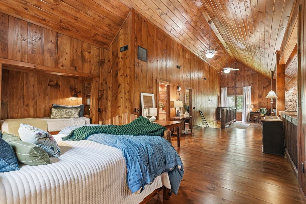 965 Bell Road, Mineral Bluff GA 30559 - Photo