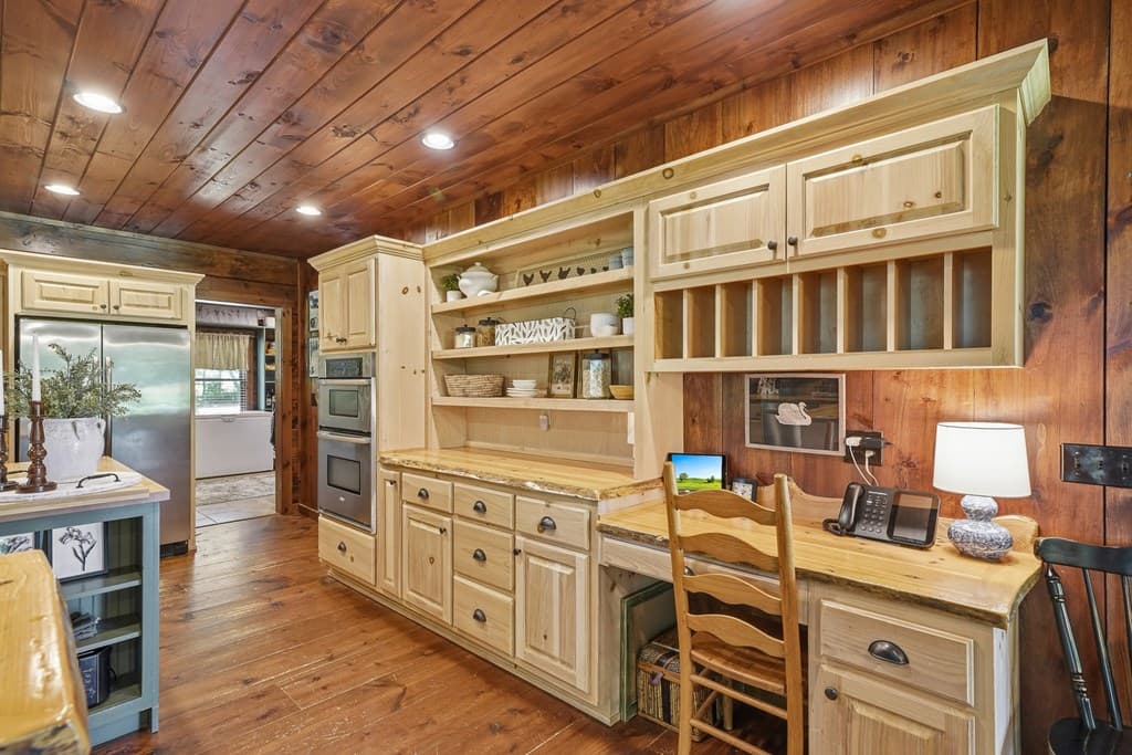 965 Bell Road, Mineral Bluff GA 30559 - Photo