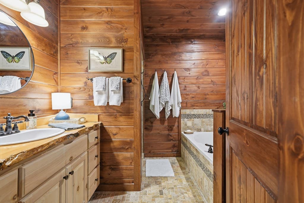 965 Bell Road, Mineral Bluff GA 30559 - Photo