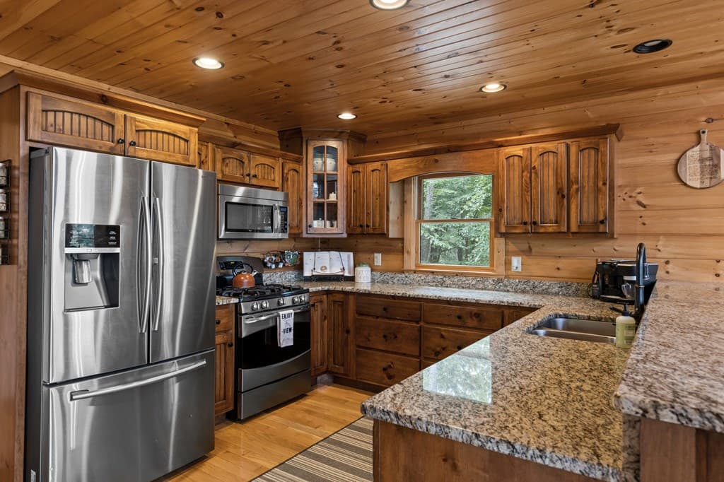 280 Palmetto Drive, Ellijay GA 30540 - Photo