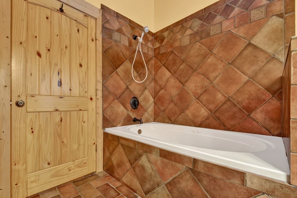 762 Pettit Ridge Road, Ellijay GA 30536 - Photo