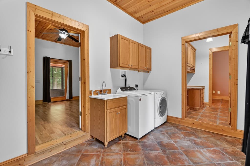 762 Pettit Ridge Road, Ellijay GA 30536 - Photo