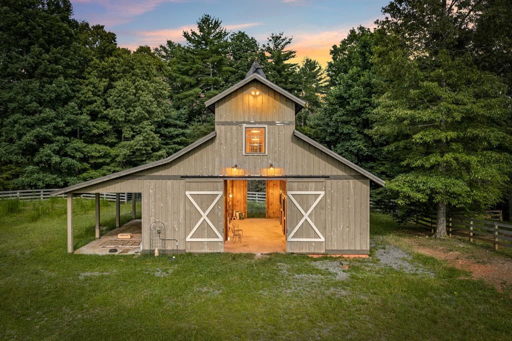 290 Old Anderson Creek, Ellijay GA 30536 - Photo