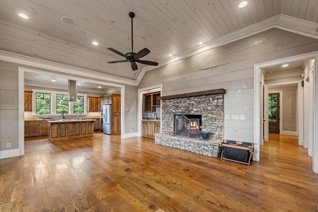 290 Old Anderson Creek, Ellijay GA 30536 - Photo