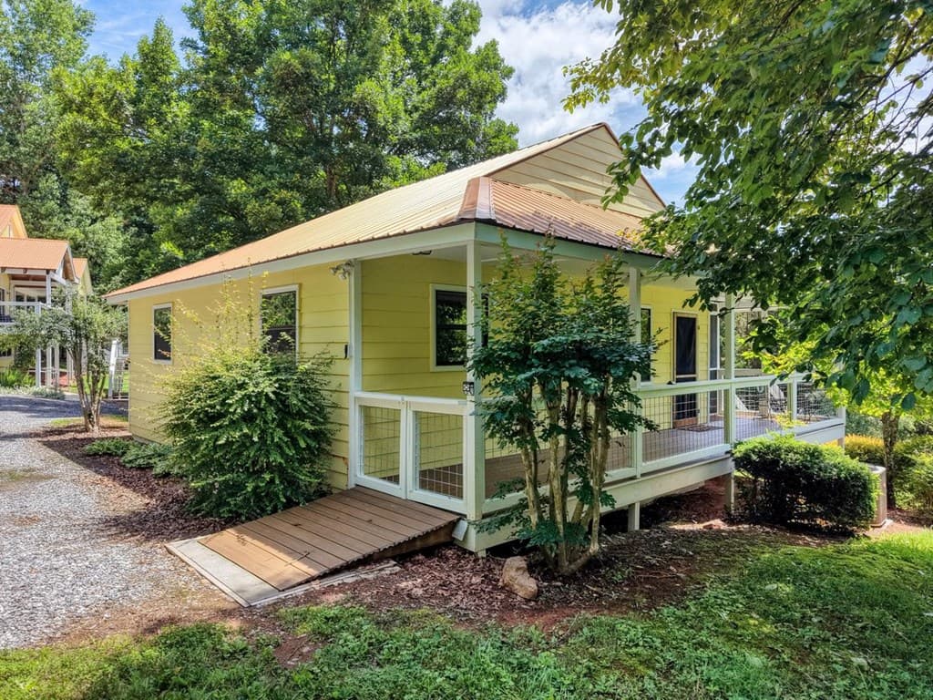 602+557 Hidden Pines Court, Hiawassee GA 30546 - Photo
