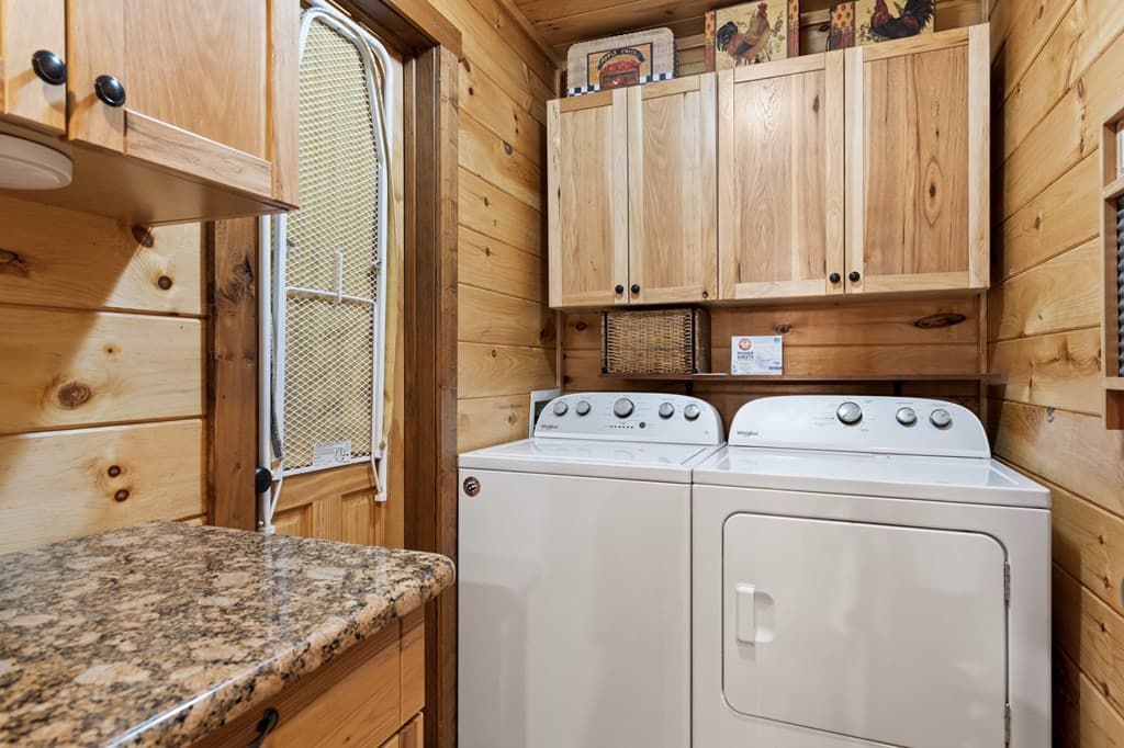 236 Logan Drive, Mineral Bluff GA 30559 - Photo