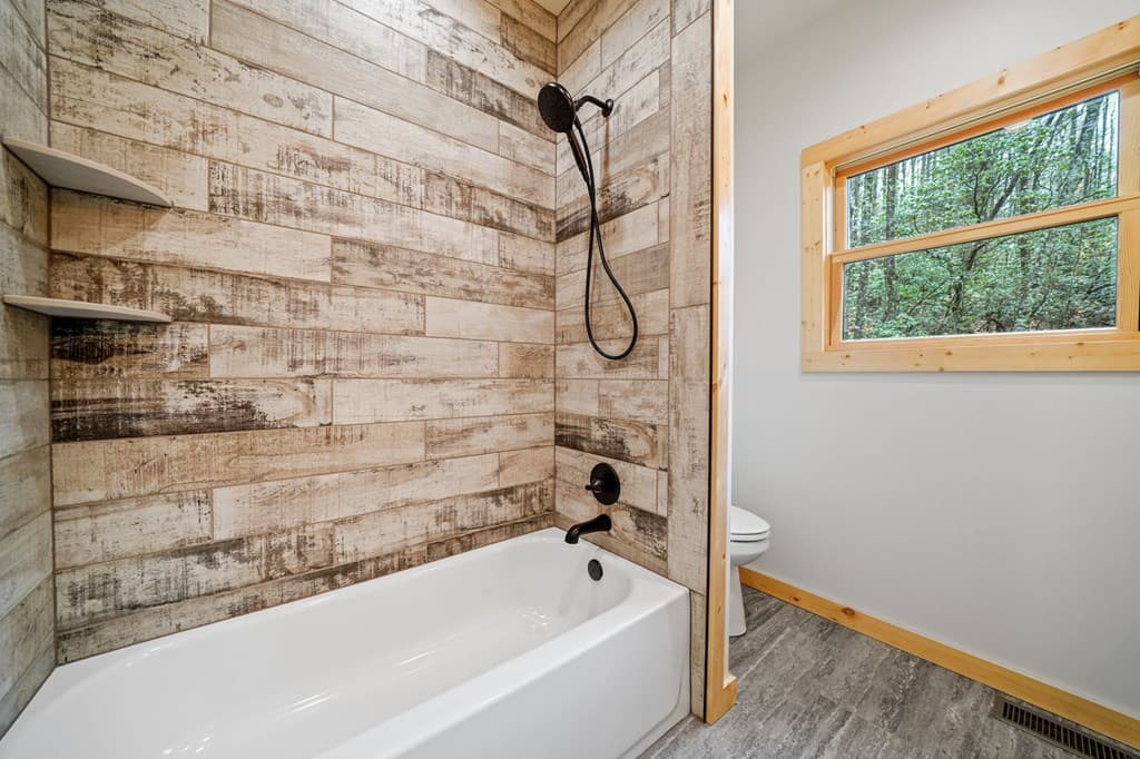 641 Bryant Farm Lane, Ellijay GA 30540 - Photo