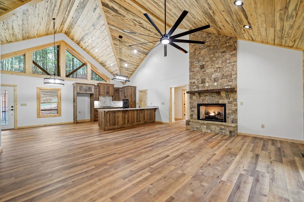 641 Bryant Farm Lane, Ellijay GA 30540 - Photo
