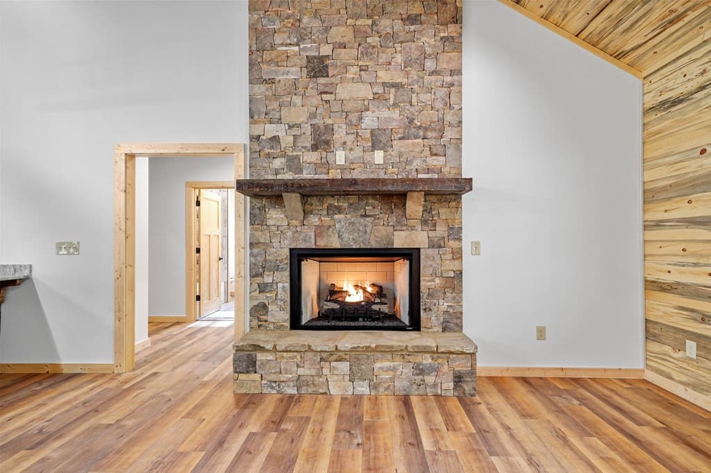 641 Bryant Farm Lane, Ellijay GA 30540 - Photo