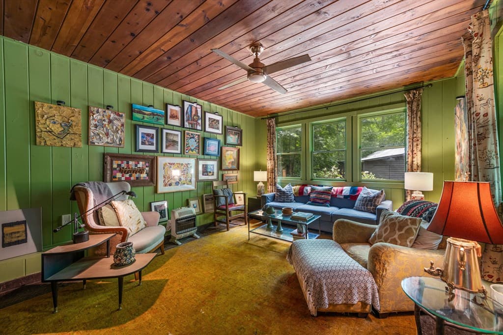 2977 Hwy 2, Blue Ridge GA 30513 - Photo