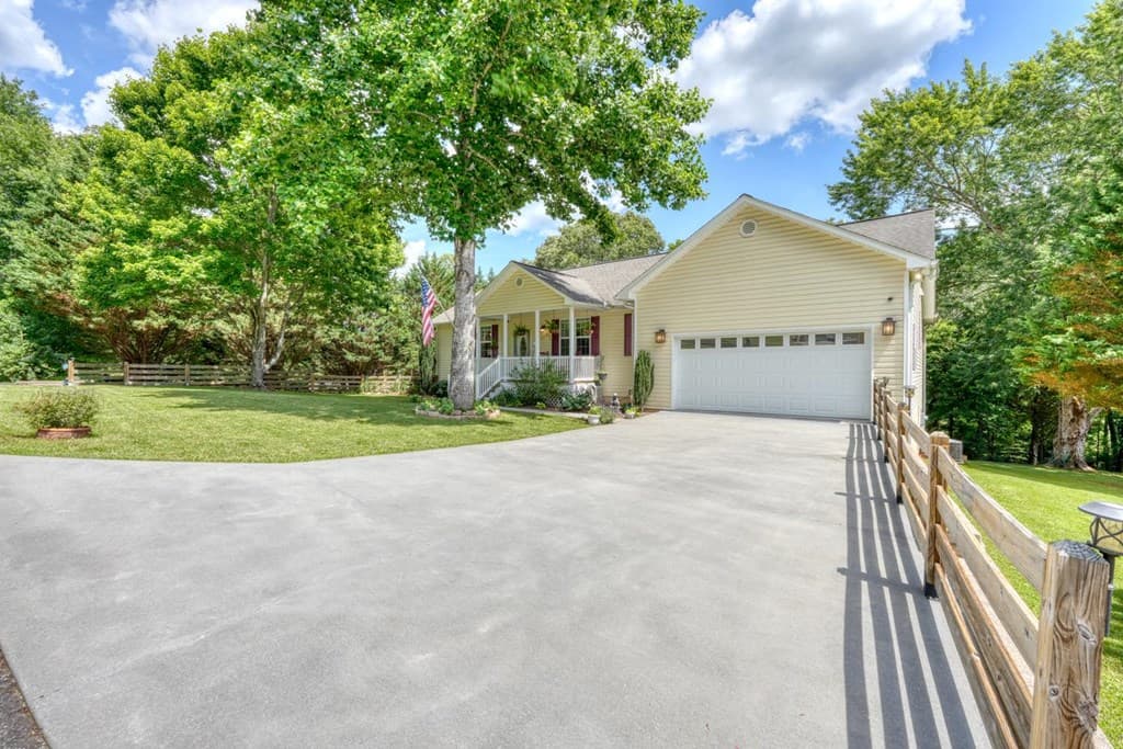 273 Coosa Valley Road, Blairsville GA 30512 - Photo