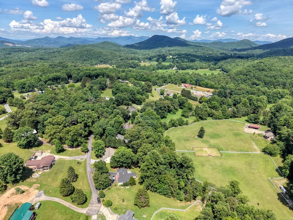 273 Coosa Valley Road, Blairsville GA 30512 - Photo