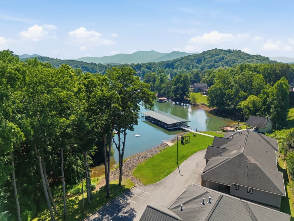 2143 Ridgecrest Circle, Hiawassee GA 30546 - Photo