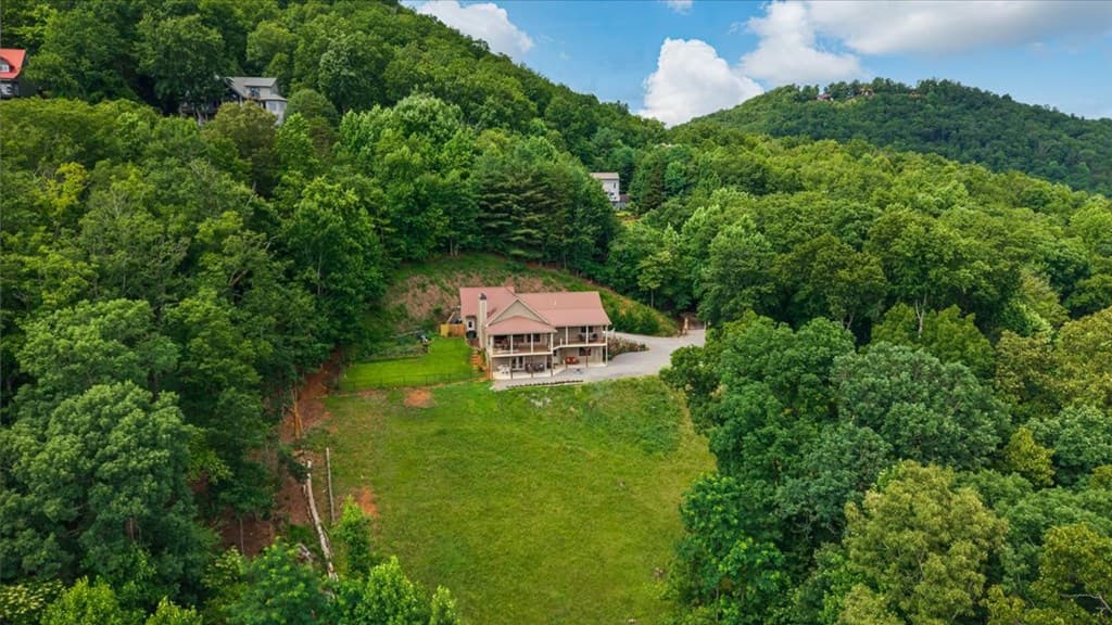 122 Oak Terrace, Hayesville NC 28904 - Photo