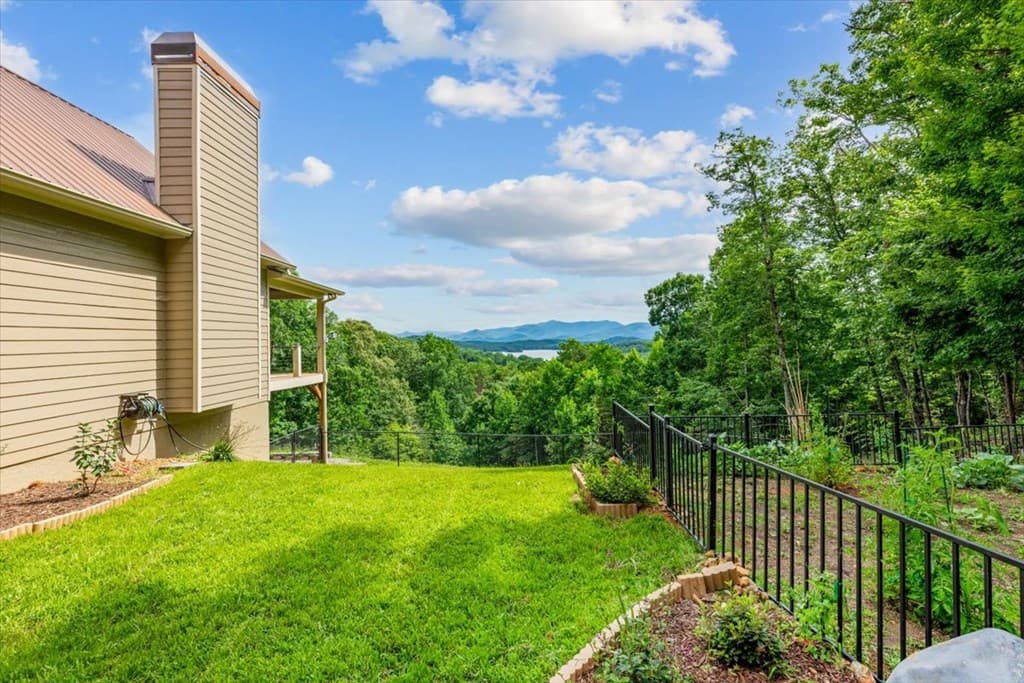 122 Oak Terrace, Hayesville NC 28904 - Photo