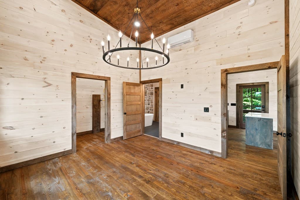 190 Laurel Crossing, Blue Ridge GA 30513 - Photo