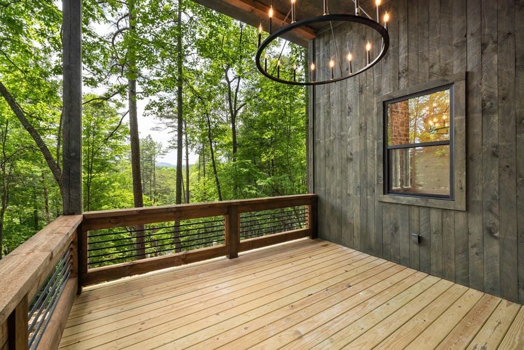 190 Laurel Crossing, Blue Ridge GA 30513 - Photo