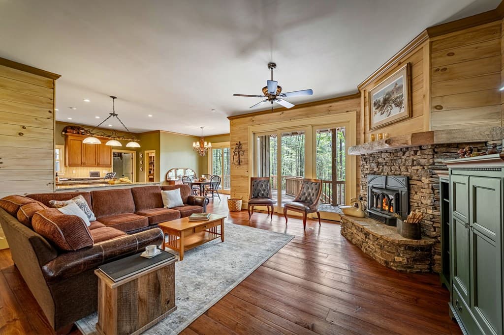 245 Old Anderson Creek, Ellijay GA 30536 - Photo