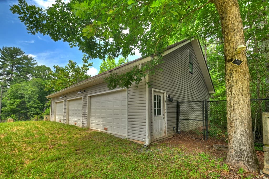 95 Laughing Bird Lane, Ellijay GA 30536 - Photo
