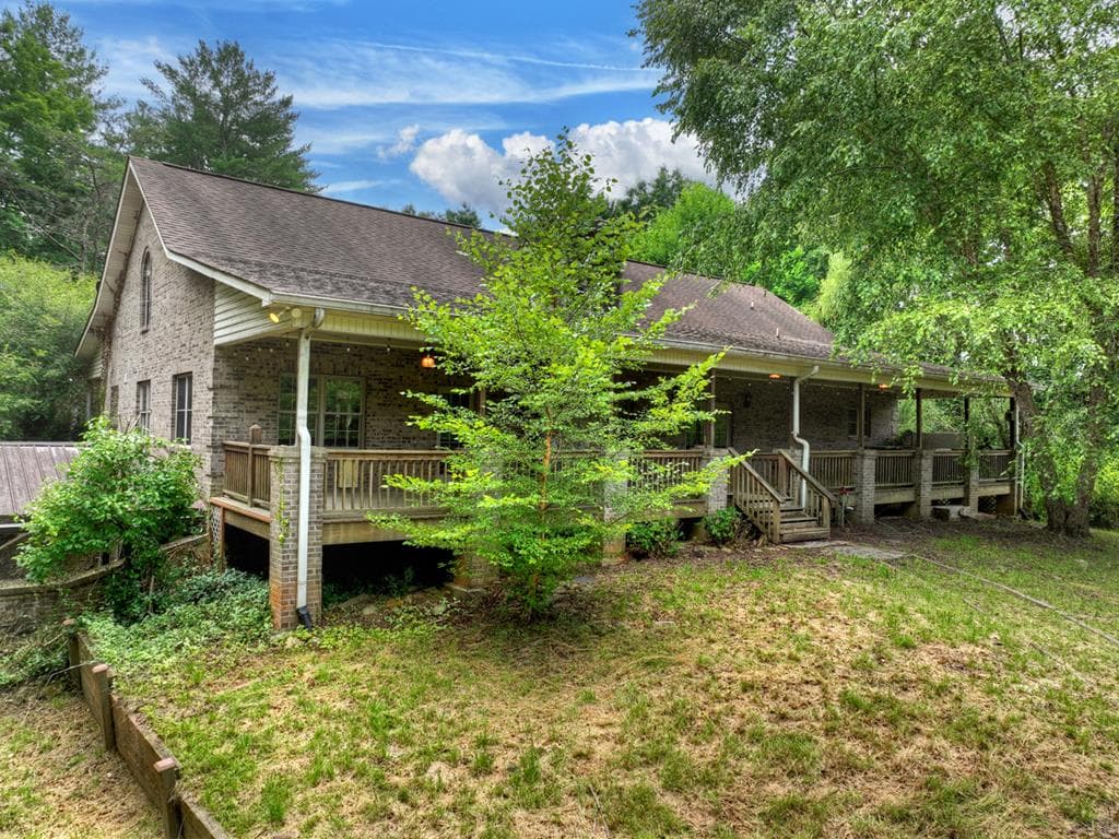 95 Laughing Bird Lane, Ellijay GA 30536 - Primary photo