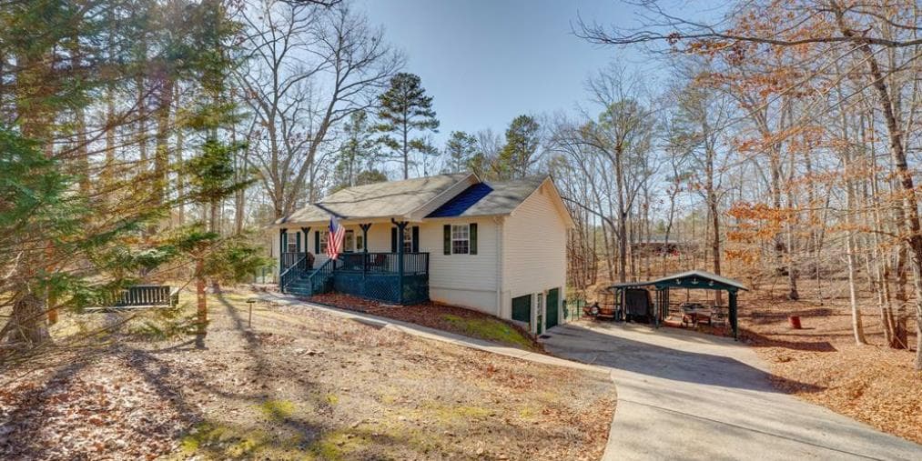 472 Eagle Mountain Drive W, Ellijay GA 30540 - Primary photo