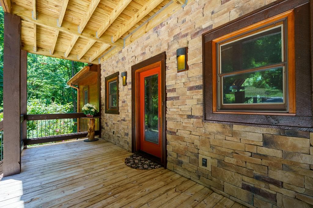 1252 Mountainside Parkway, Ellijay GA 30536 - Photo
