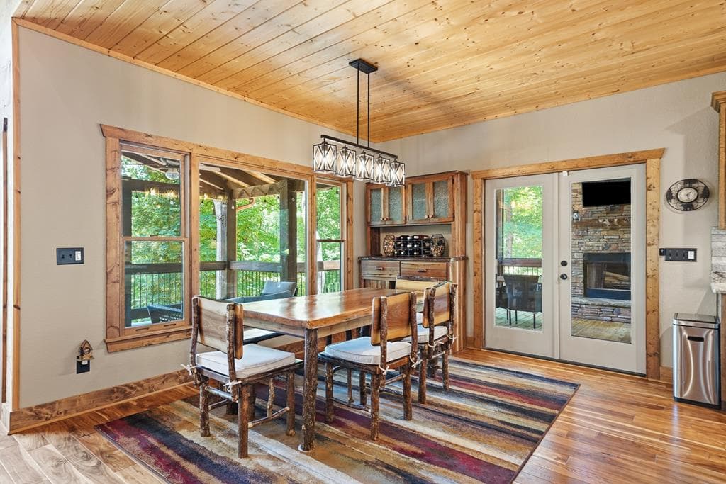 1252 Mountainside Parkway, Ellijay GA 30536 - Photo