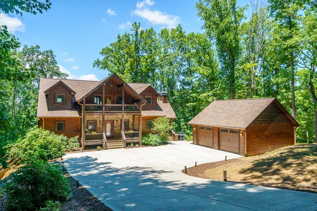 1252 Mountainside Parkway, Ellijay GA 30536 - Primary photo