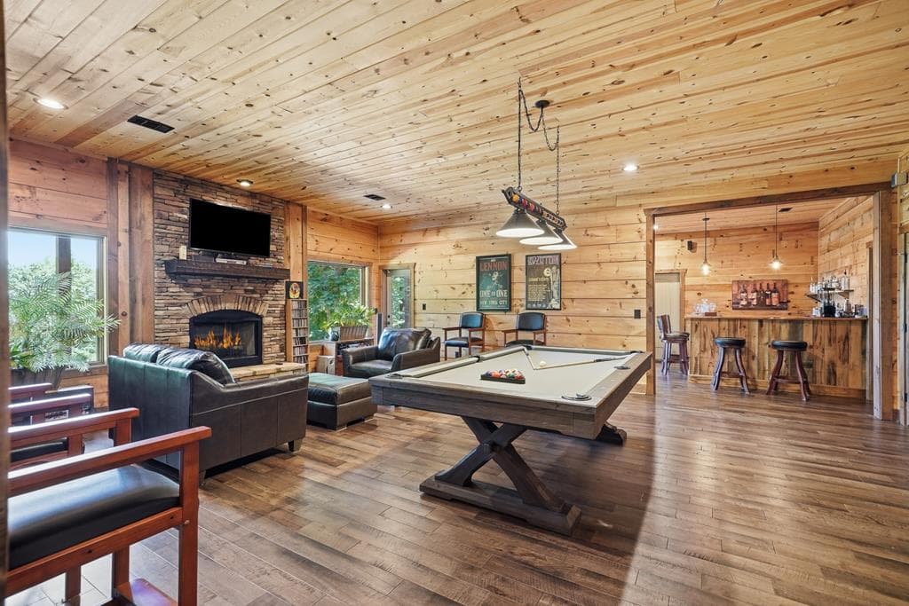 1252 Mountainside Parkway, Ellijay GA 30536 - Photo