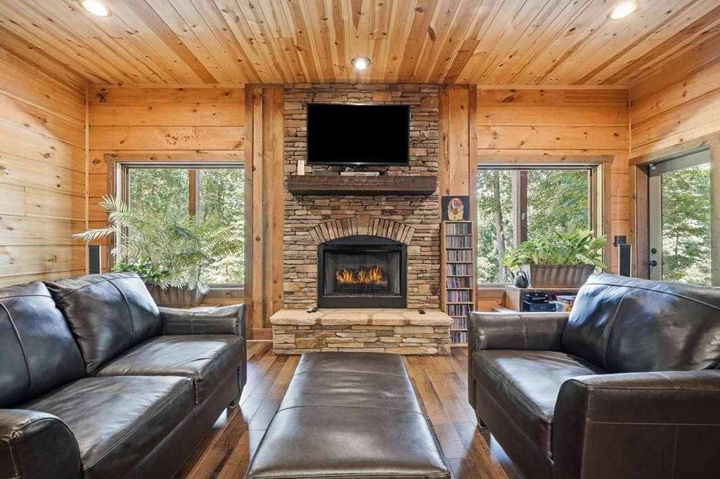 1252 Mountainside Parkway, Ellijay GA 30536 - Photo