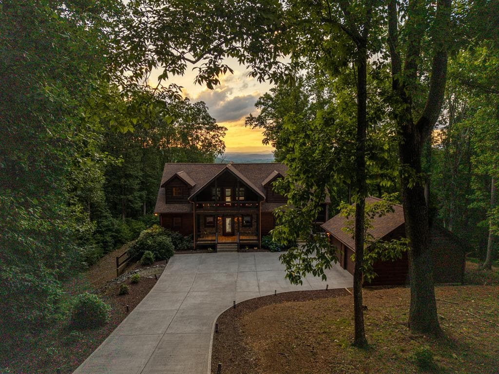 1252 Mountainside Parkway, Ellijay GA 30536 - Photo