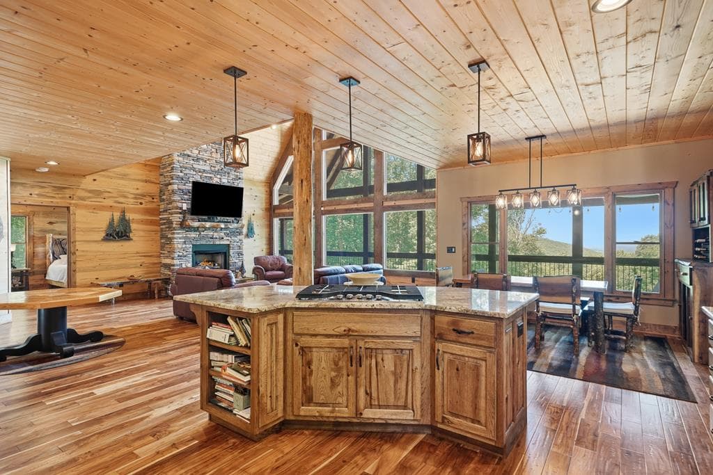 1252 Mountainside Parkway, Ellijay GA 30536 - Photo