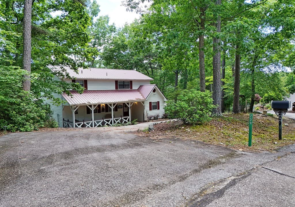 209 Moon Shadow Trail, Blairsville GA 30512 - Photo