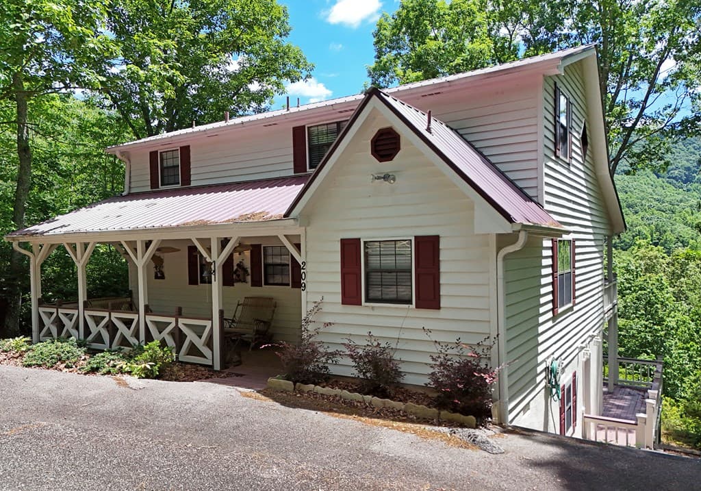 209 Moon Shadow Trail, Blairsville GA 30512 - Photo
