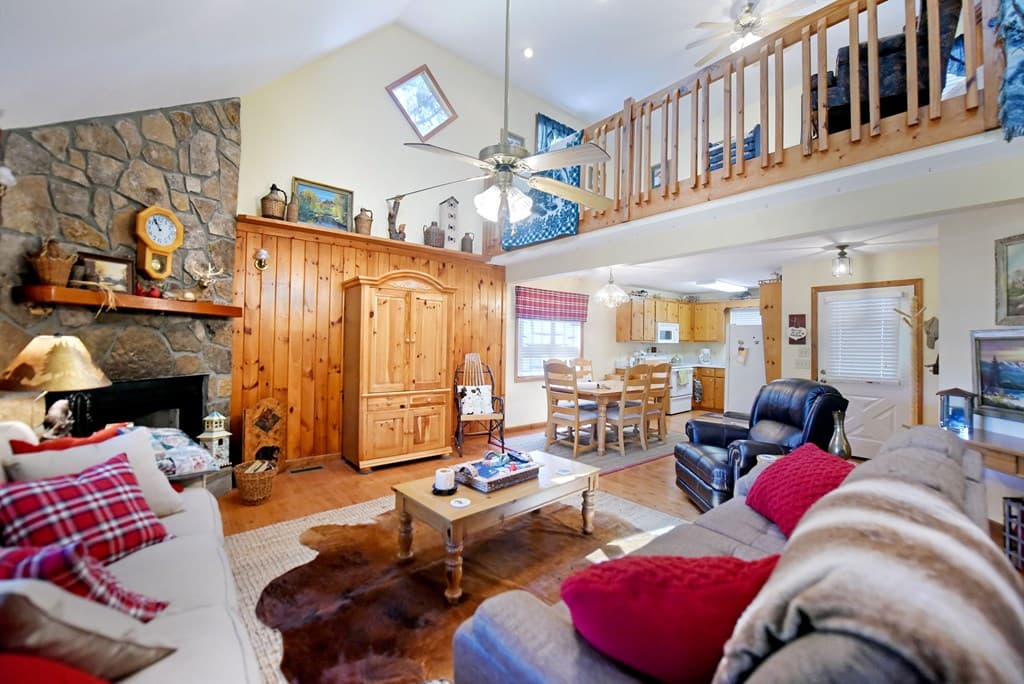 209 Moon Shadow Trail, Blairsville GA 30512 - Photo